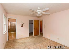 23 Coronet Ln - Photo 18