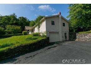 23 Coronet Ln - Photo 6