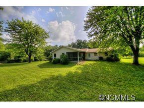 23 Coronet Ln - Photo 7
