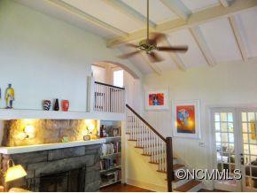 52 Lawrence Place - Photo 2
