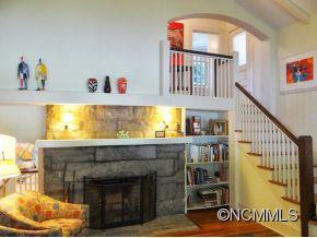 52 Lawrence Place - Photo 3