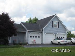 102 Brookhollow Drive - Photo 3