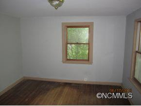 19 Elkin - Photo 3