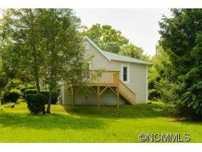 190 Michigan - Photo 15