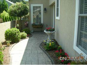 36 Stonebridge Drive - Photo 2