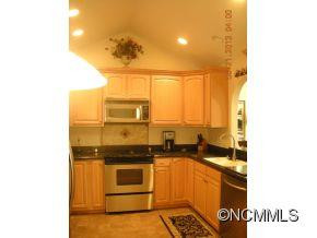 36 Stonebridge Drive - Photo 3