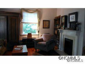 255 Cumberland Ave - Photo 2