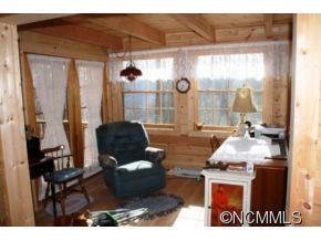215 Goldenleaf - Photo 7
