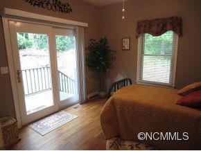28 Indian Bend Dr - Photo 4