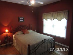 28 Indian Bend Dr - Photo 5