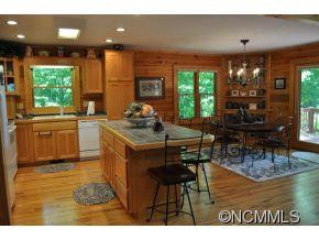 531 Nottingham - Photo 3