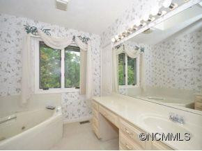 317 MOUNTAIN VALLEY DRIVE - Photo 13