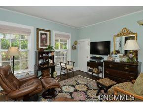 102 Connally Street - Photo 12