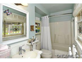 102 Connally Street - Photo 13