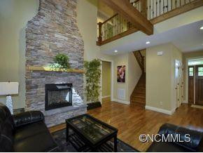 64 VILLAGE POINTE LANE - Photo 3