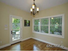 64 VILLAGE POINTE LANE - Photo 10