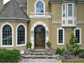 1648 Olmsted Drive - Photo 2
