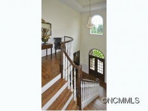 1648 Olmsted Drive - Photo 3