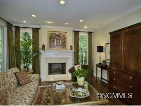 1648 Olmsted Drive - Photo 10
