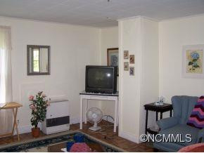 429 Hardscrabble Road - Photo 6