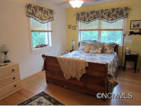229 Hubbard Hollow - Photo 2