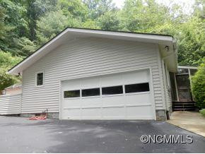 725 COUNTRY CLUB DRIVE - Photo 17