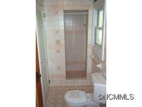 134 Academy St - Photo 8
