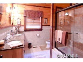 198 Hornet Drive - Photo 18