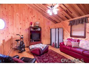 198 Hornet Drive - Photo 21