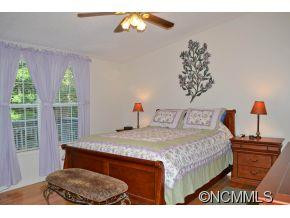 335 Mulberry Drive - Photo 8