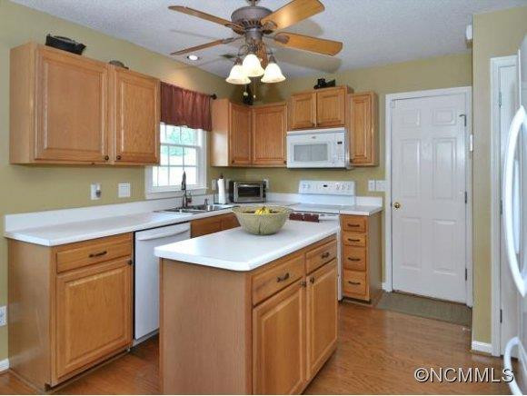 1018 THORNCREST DRIVE - Photo 6