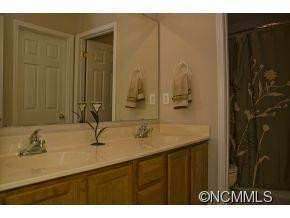 70 Farington Circle - Photo 11