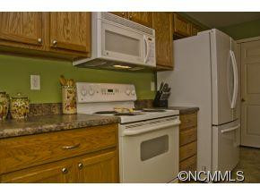 70 Farington Circle - Photo 6