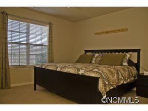 70 Farington Circle - Photo 9