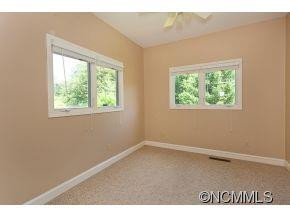 8 Strawberry Lane - Photo 12