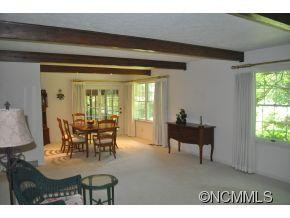 111 Larchmont Drive - Photo 5