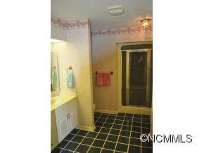 111 Larchmont Drive - Photo 7