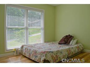 44 Haywood Avenue - Photo 6