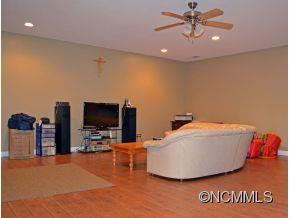 44 Haywood Avenue - Photo 8
