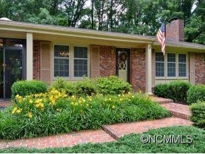 3221 DEBBIE DRIVE - Photo 2