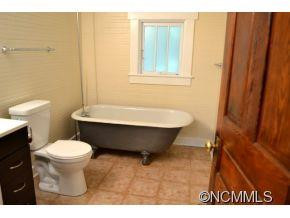 71 1/2 Magnolia Avenue - Photo 17