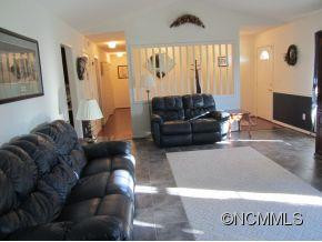 14 Persimmon Drive - Photo 3
