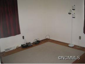 726 Fairview Road - Photo 11