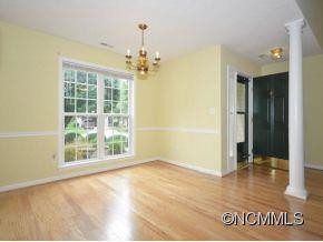 442 GLENSPRINGS DRIVE - Photo 5