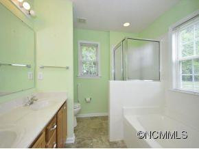 442 GLENSPRINGS DRIVE - Photo 9
