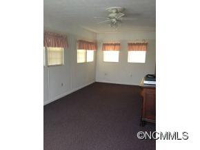 1509 Jenkins Valley Road - Photo 7