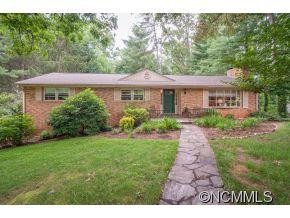 16 Briarcliff Drive