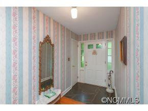 16 Briarcliff Drive - Photo 3