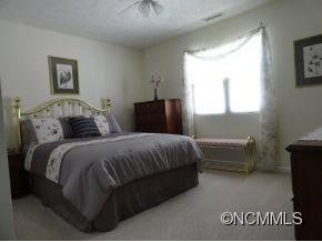 7 Old Applewood Lane - Photo 13