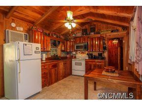 221 John Tate - Photo 13